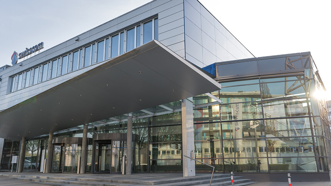 La foto mostra la sede principale di Swisscom a Worblaufen.