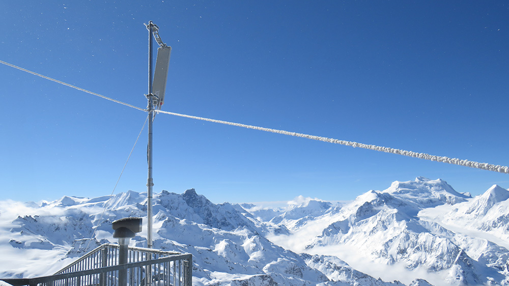 Swisscom Antenne auf Berg