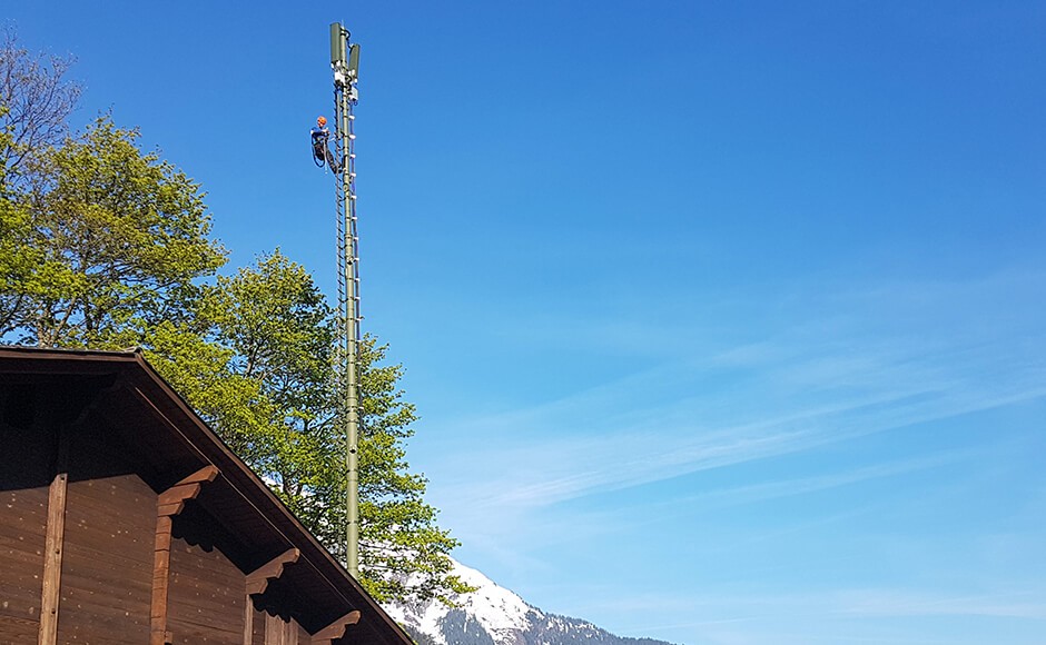 Mobilfunkantenne in den Bergen