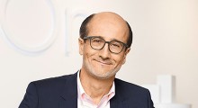 Porträtaufnahme Hans C. Werner Porträtaufnahme Hans C. Werner